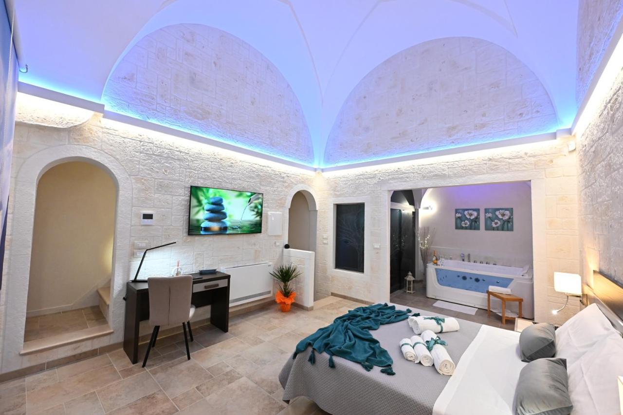Suite Laurel Spa Con Idromassaggio Fasano Eksteriør bilde