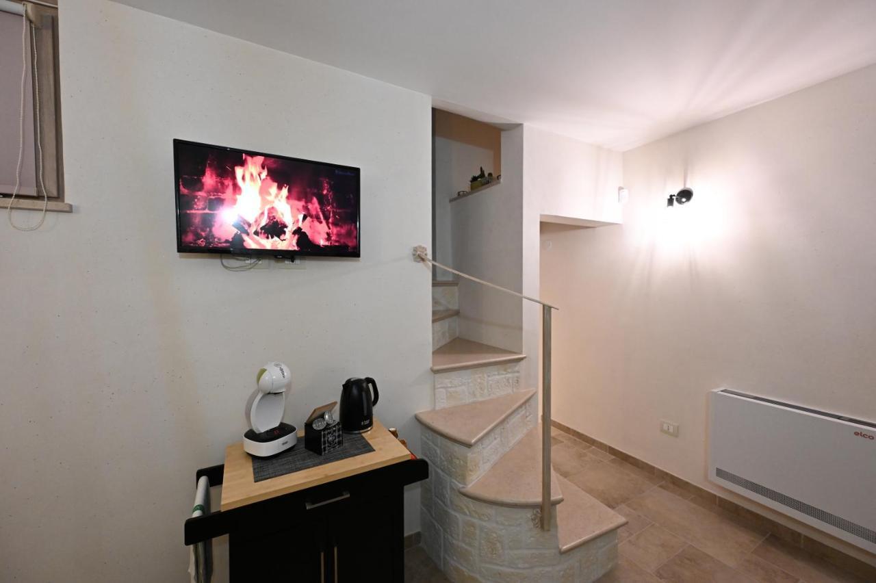Suite Laurel Spa Con Idromassaggio Fasano Eksteriør bilde