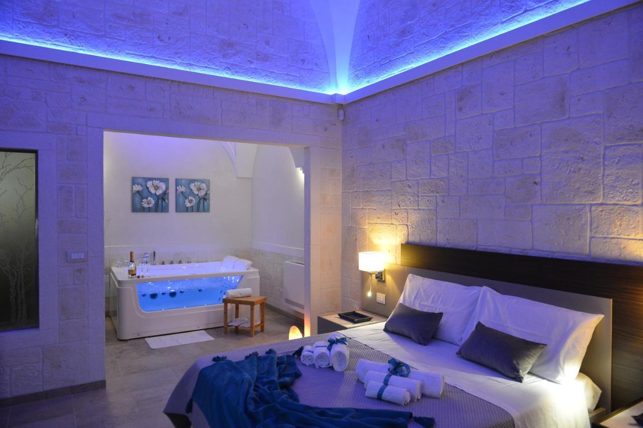 Suite Laurel Spa Con Idromassaggio Fasano Eksteriør bilde