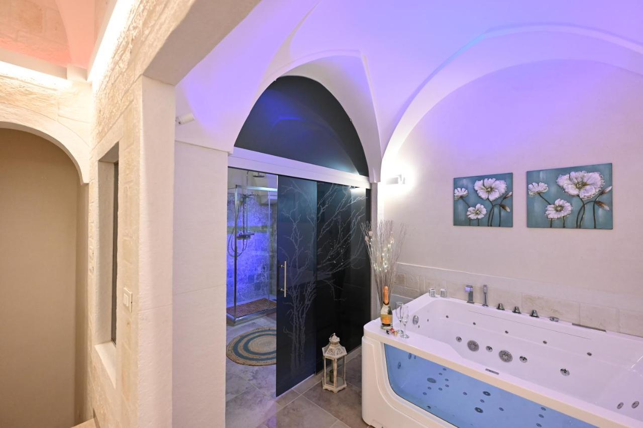 Suite Laurel Spa Con Idromassaggio Fasano Eksteriør bilde