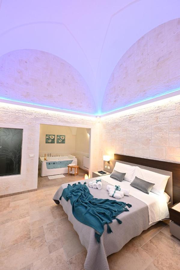 Suite Laurel Spa Con Idromassaggio Fasano Eksteriør bilde
