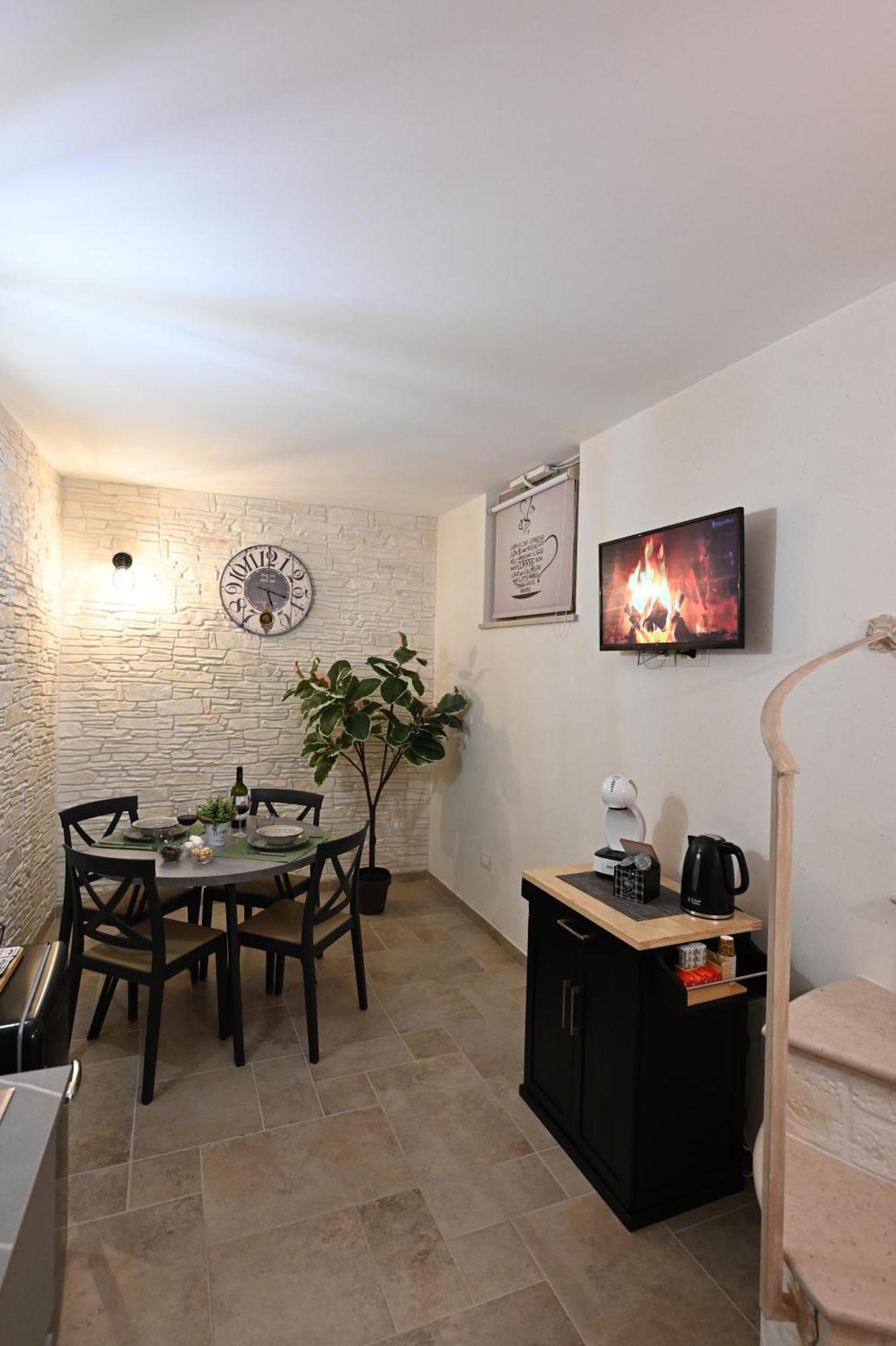 Suite Laurel Spa Con Idromassaggio Fasano Eksteriør bilde