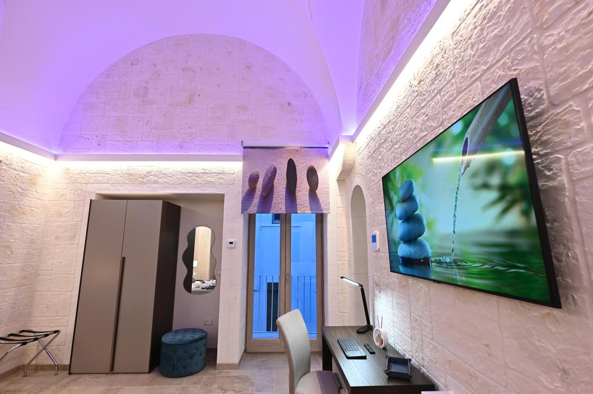 Suite Laurel Spa Con Idromassaggio Fasano Eksteriør bilde